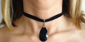 Co oznacza czarny choker?