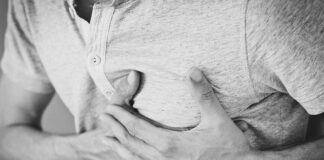 Jaka koszulka do spodni dresowych?