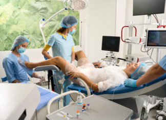 Usunięcie macicy przez pochwę